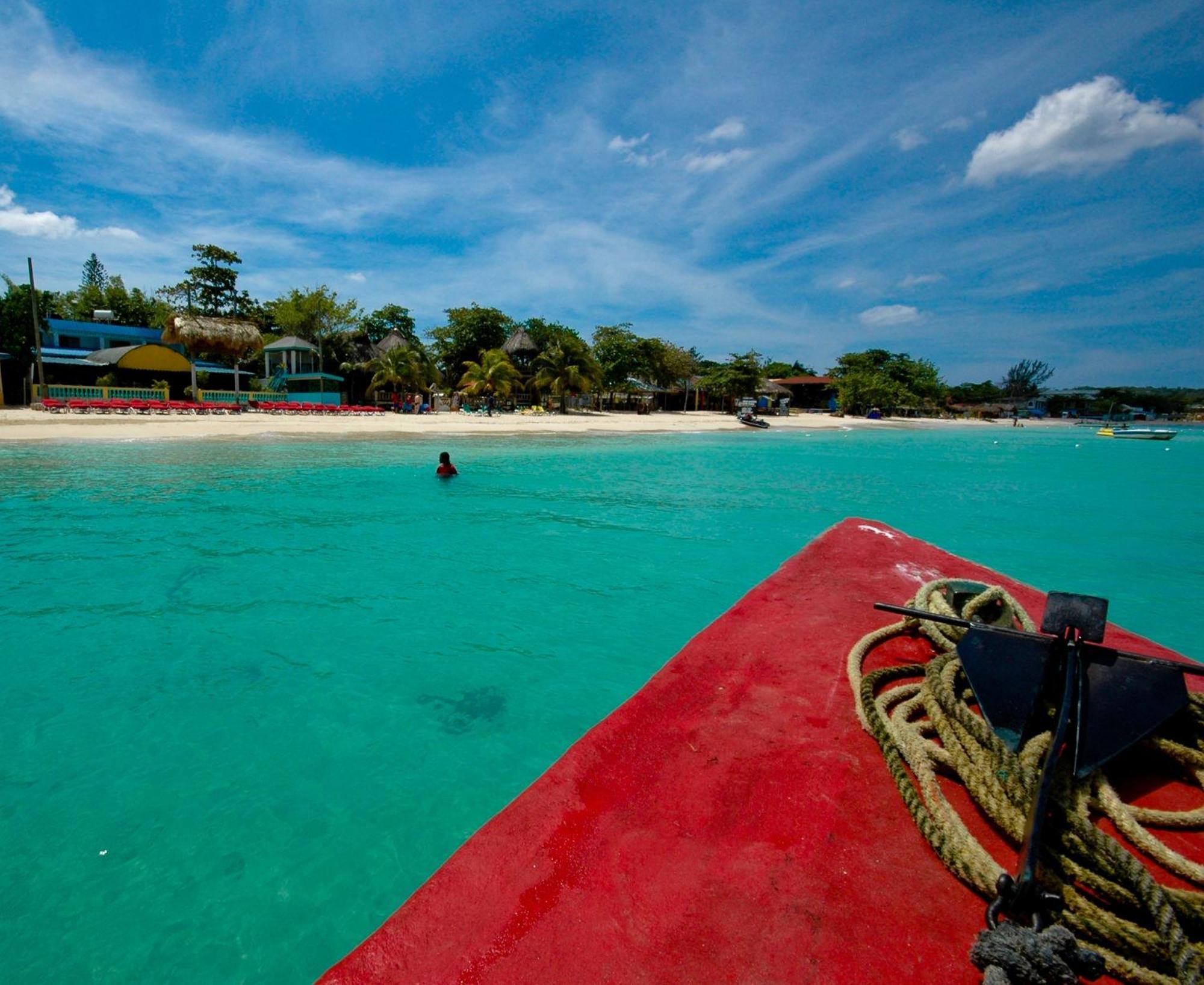 Legends Beach Resort Negril Exterior foto