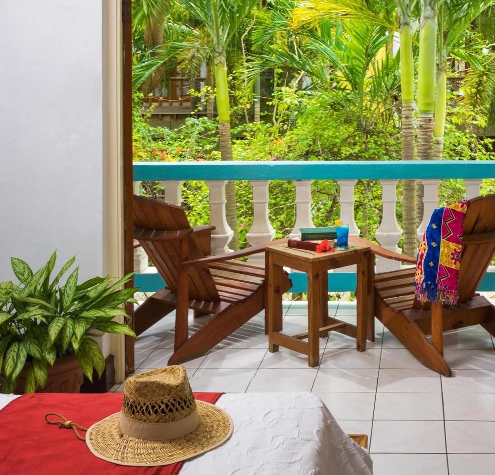 Legends Beach Resort Negril Exterior foto